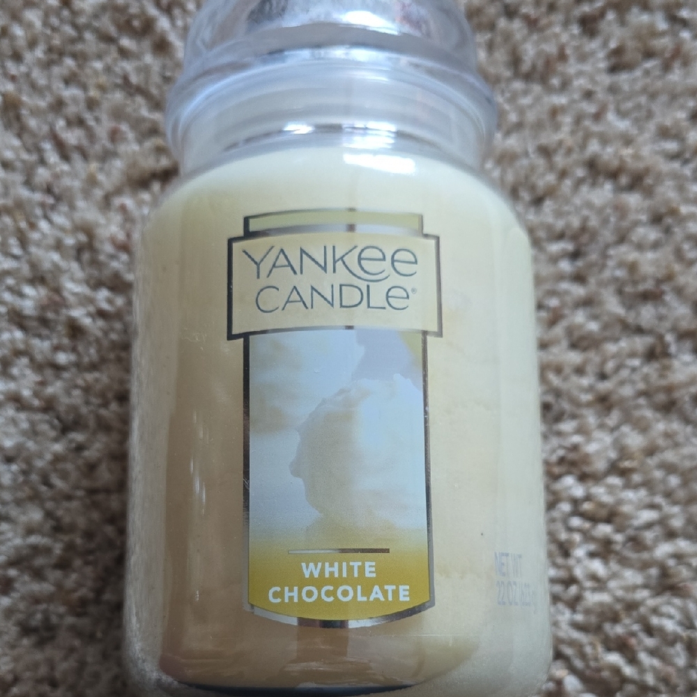New‎ Rare Yankee Candle White Chocolate 22 Oz. Jar Candle
